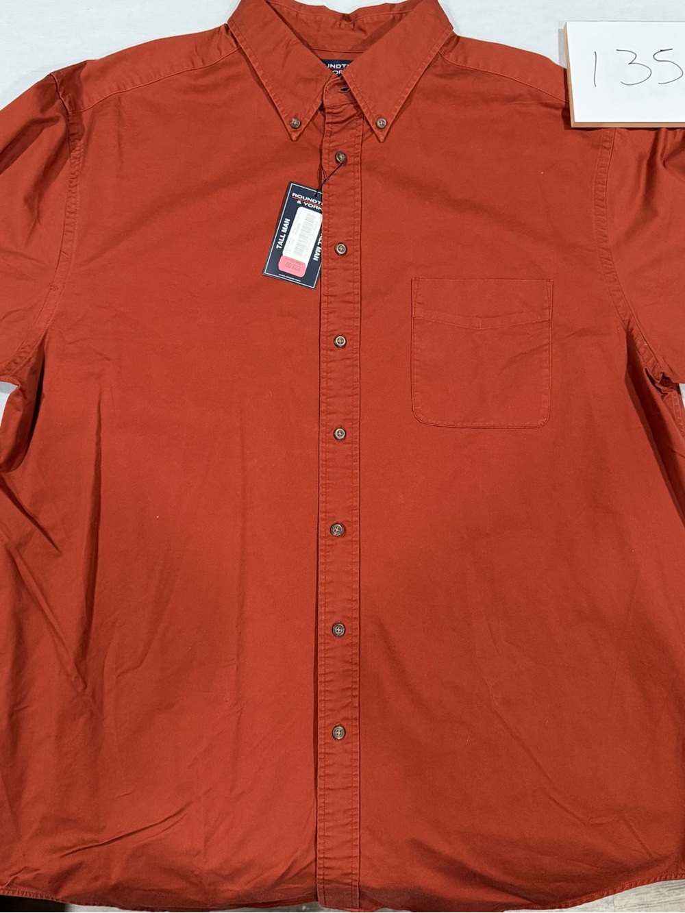 Roundtree & Yorke Men's Button-Down Shirt in Rust